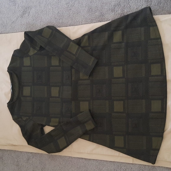 Zara trafaluc,Size Medium,  Color black/green - Picture 4 of 5